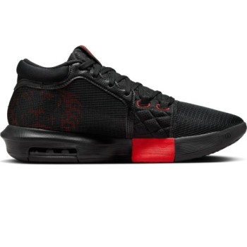 Nike LeBron Witness VIII